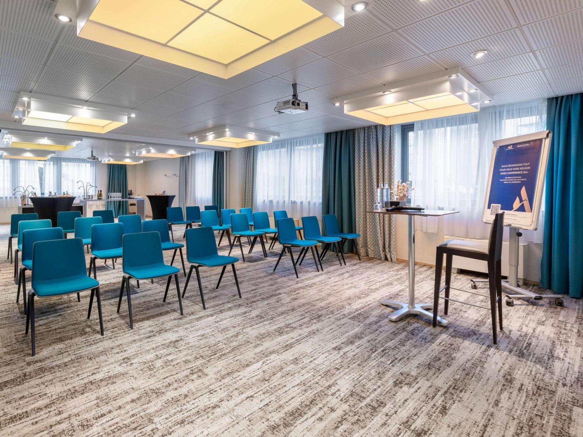 Novotel Centre 4*