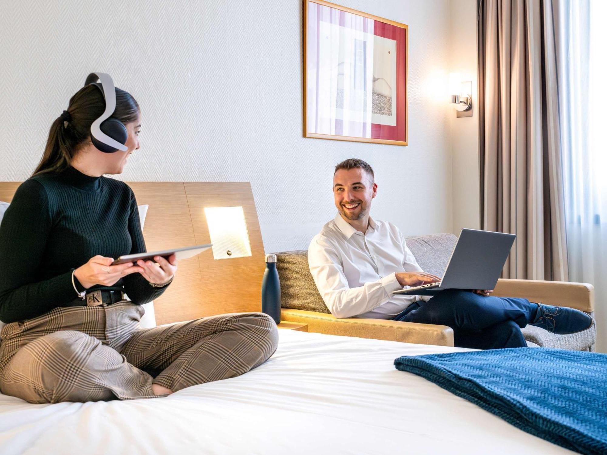 Novotel Centre Hotel 4*